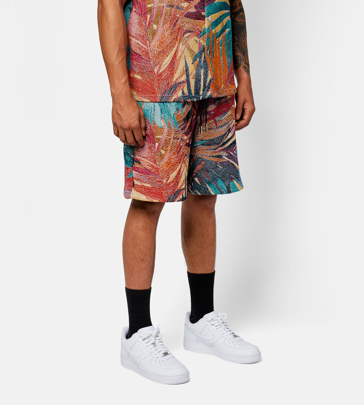 TROPICAL SHORTS