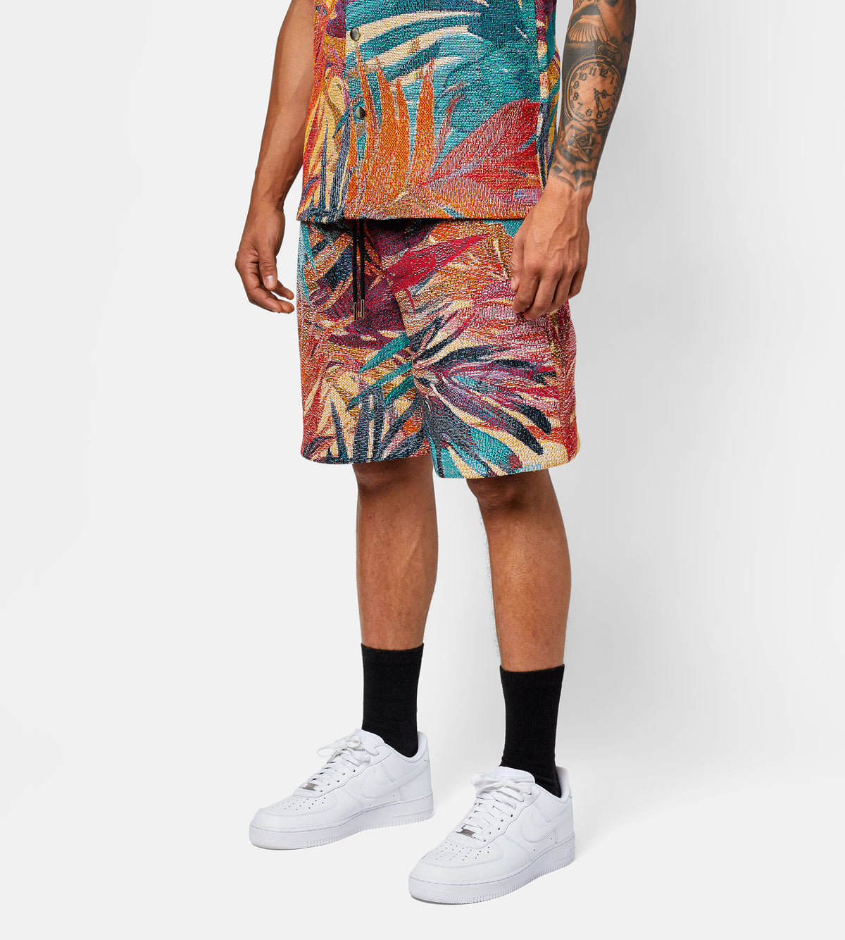TROPICAL SHORTS