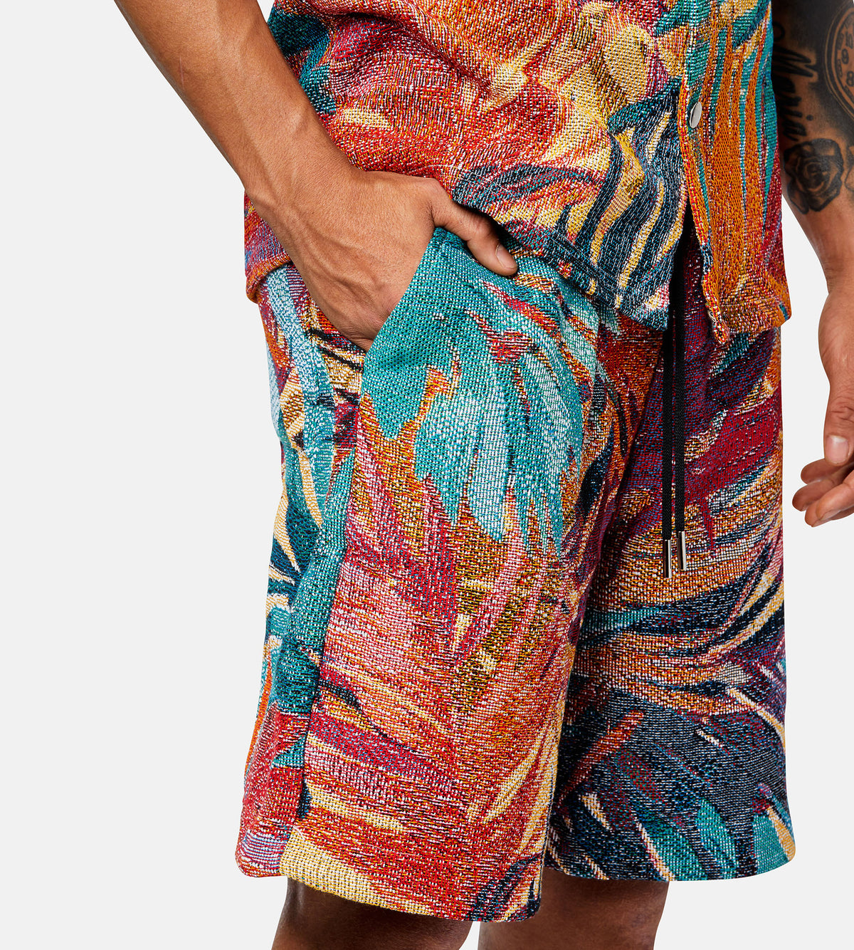 TROPICAL SHORTS