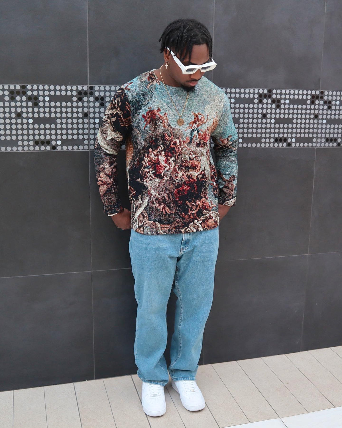 PALACE OF VERSAILLES SWEATER